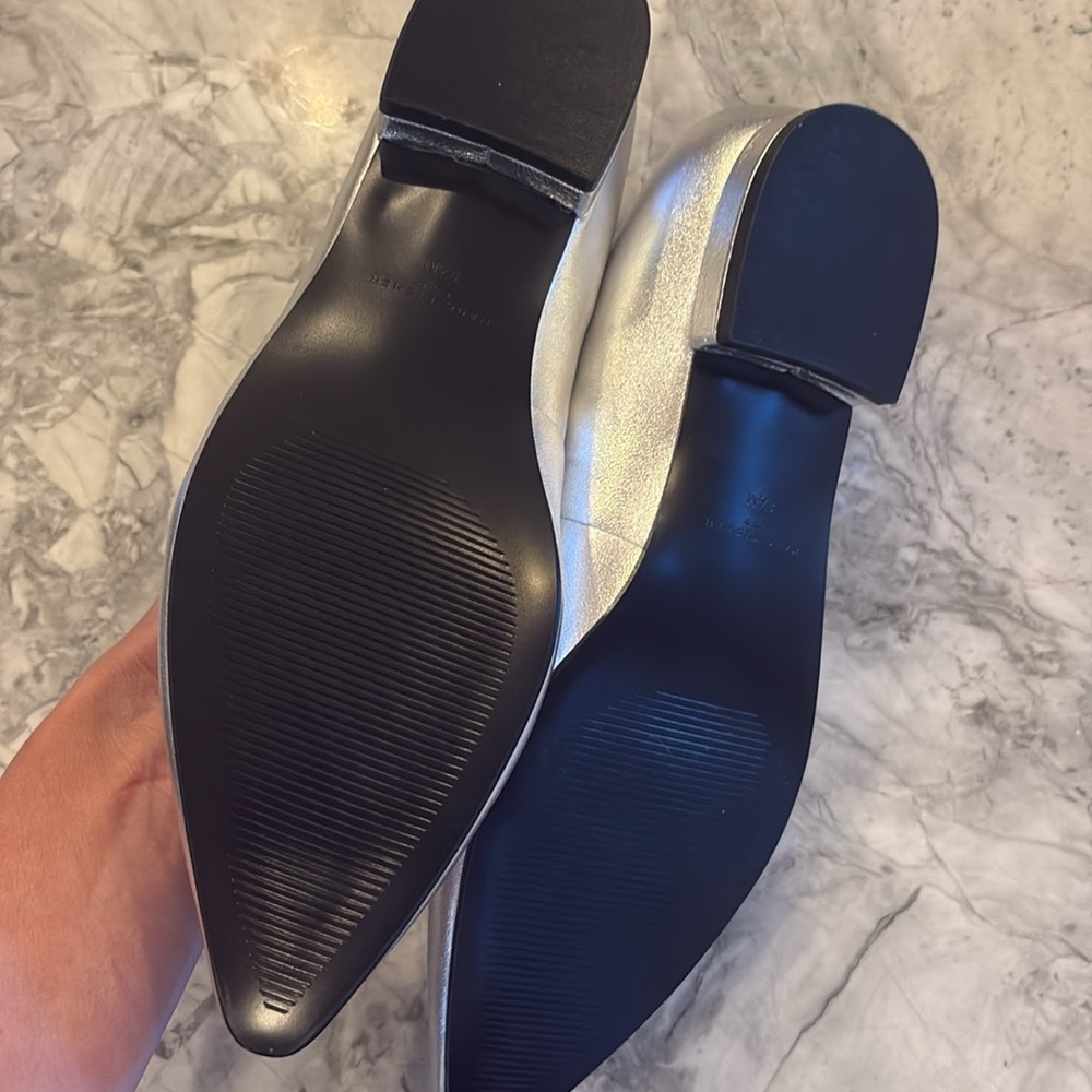 Brand new Marc Fisher GUNNER POINTED TOE LEATHER FLAT, size 8.5M - Picture 7 of 8
